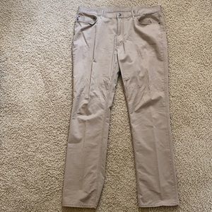 Polo VINTAGE tan casual pants. 38/32. Flat front. No cuffs.